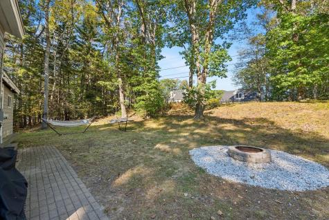 12 Harbor Heights Harpswell ME 04079