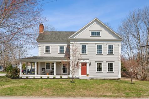 11 Cheverus Road Cape Elizabeth ME 04107