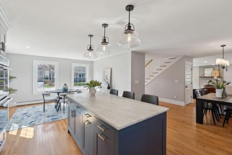 11 Cheverus Road Cape Elizabeth ME 04107