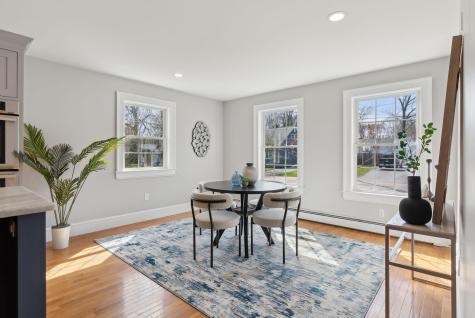 11 Cheverus Road Cape Elizabeth ME 04107