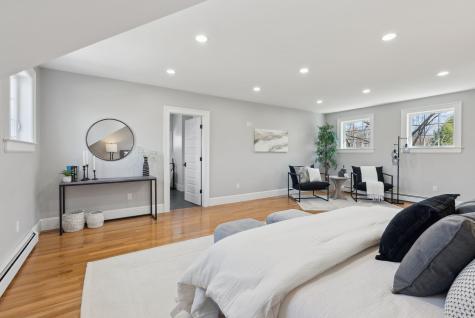 11 Cheverus Road Cape Elizabeth ME 04107