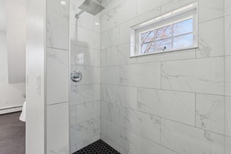 11 Cheverus Road Cape Elizabeth ME 04107