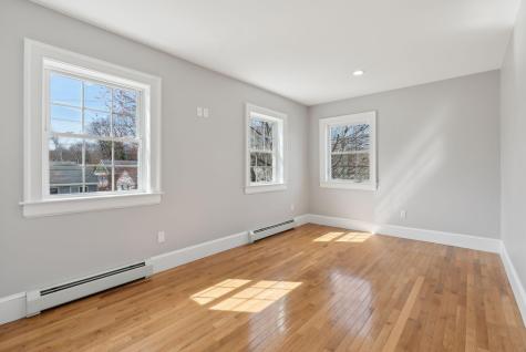 11 Cheverus Road Cape Elizabeth ME 04107