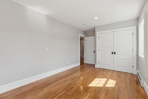 11 Cheverus Road Cape Elizabeth ME 04107