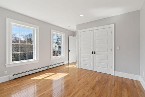 11 Cheverus Road Cape Elizabeth ME 04107