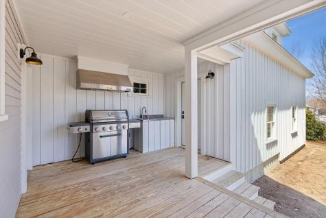 11 Cheverus Road Cape Elizabeth ME 04107