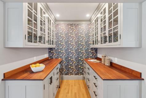 11 Cheverus Road Cape Elizabeth ME 04107