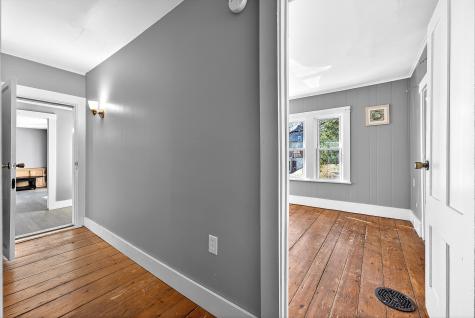 192 Brunswick Avenue Gardiner ME 04345