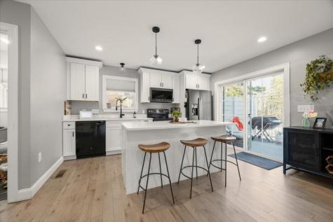 124 Brook Road Falmouth ME 04105