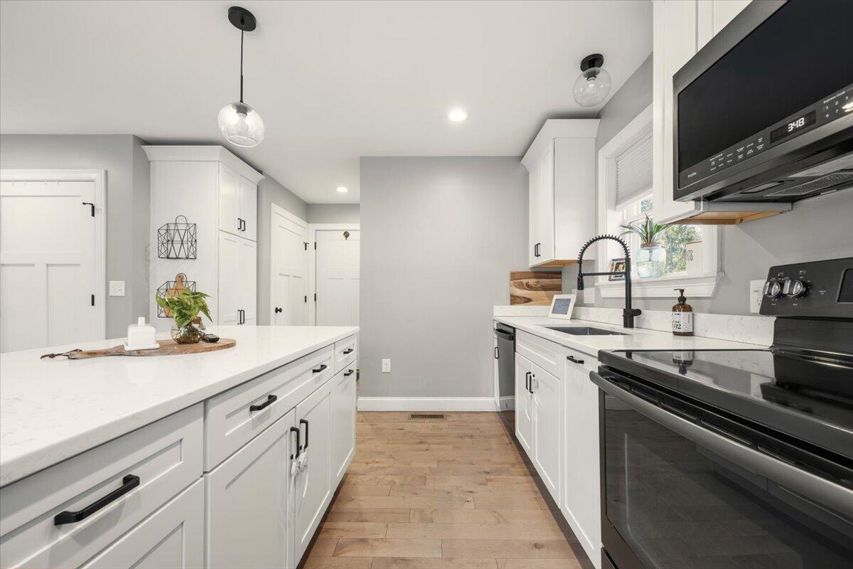 124 Brook Road Falmouth ME 04105