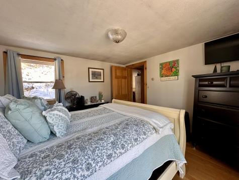 22 Chase Avenue Mexico ME 04257