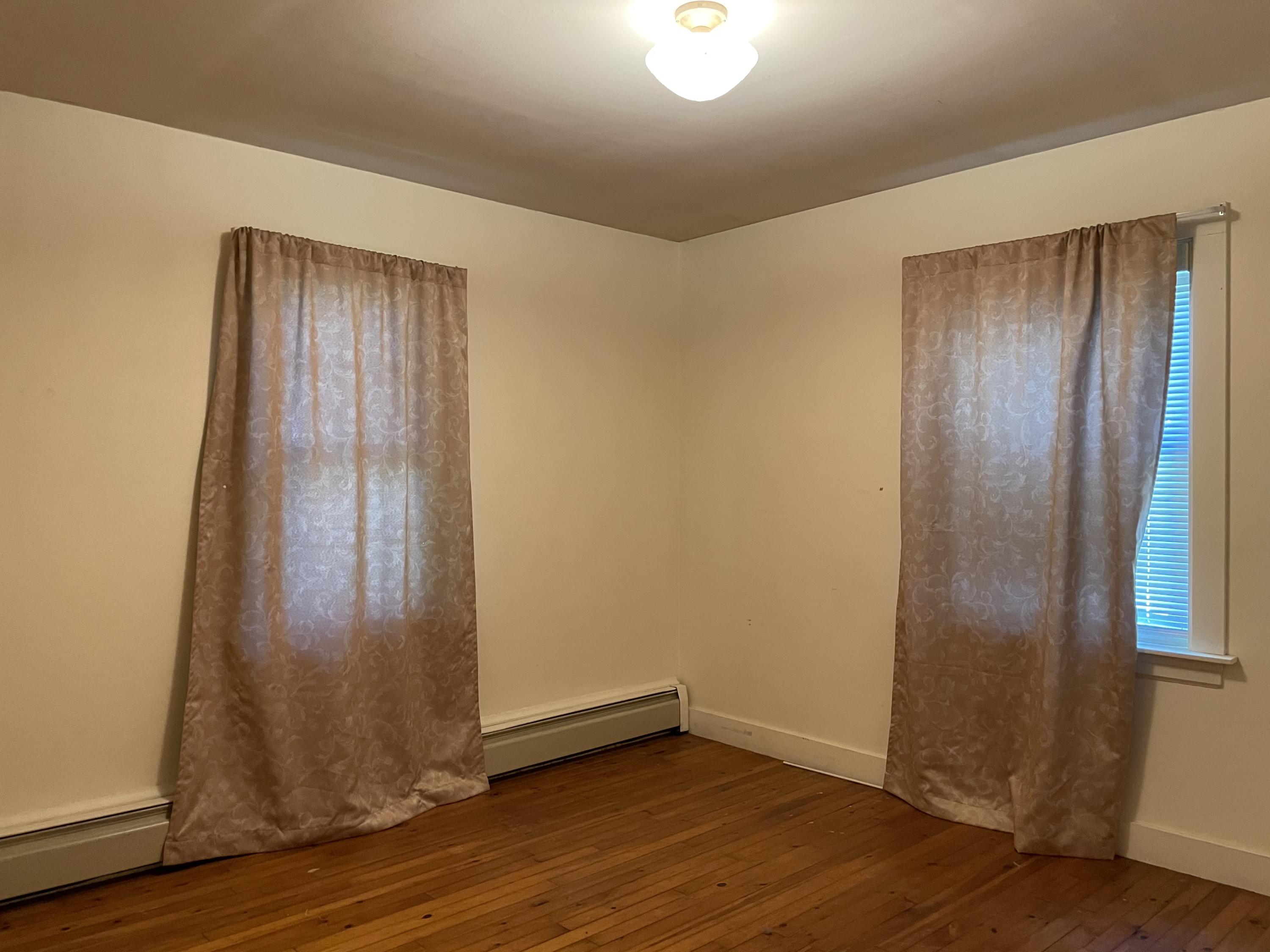 19 Nevers Avenue Norway ME 04268