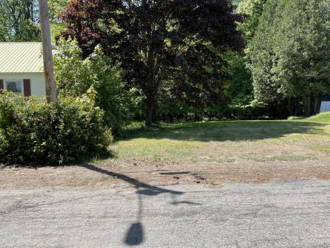 19 Nevers Avenue Norway ME 04268