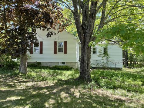19 Nevers Avenue Norway ME 04268