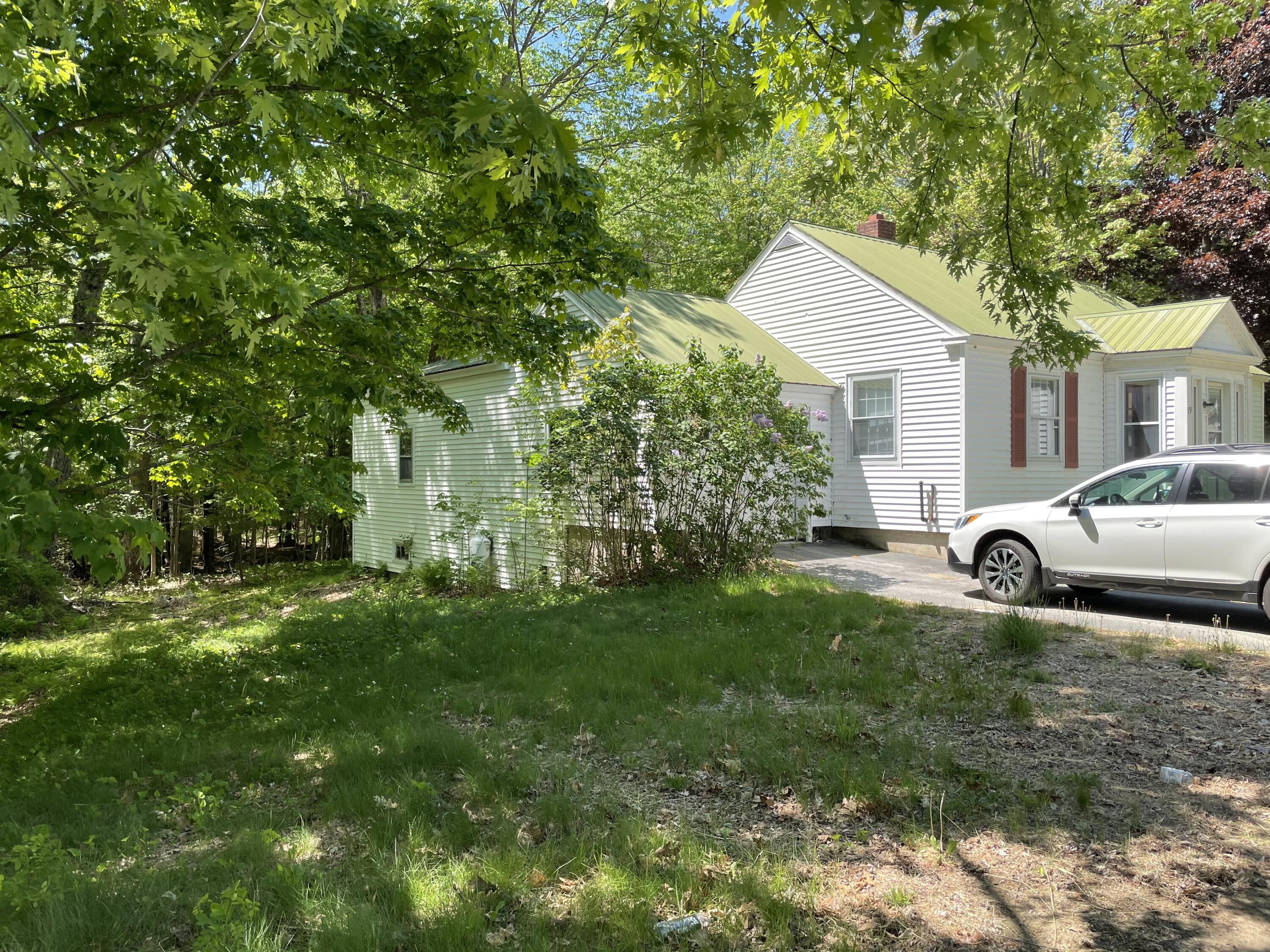 19 Nevers Avenue Norway ME 04268