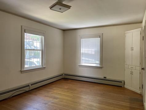 19 Nevers Avenue Norway ME 04268