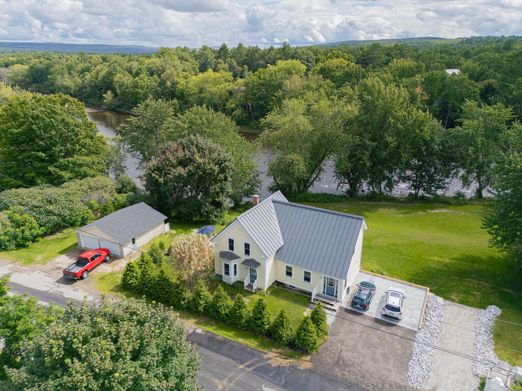 129 Philbrick Street Farmington ME 04938