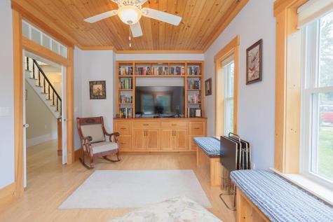 129 Philbrick Street Farmington ME 04938