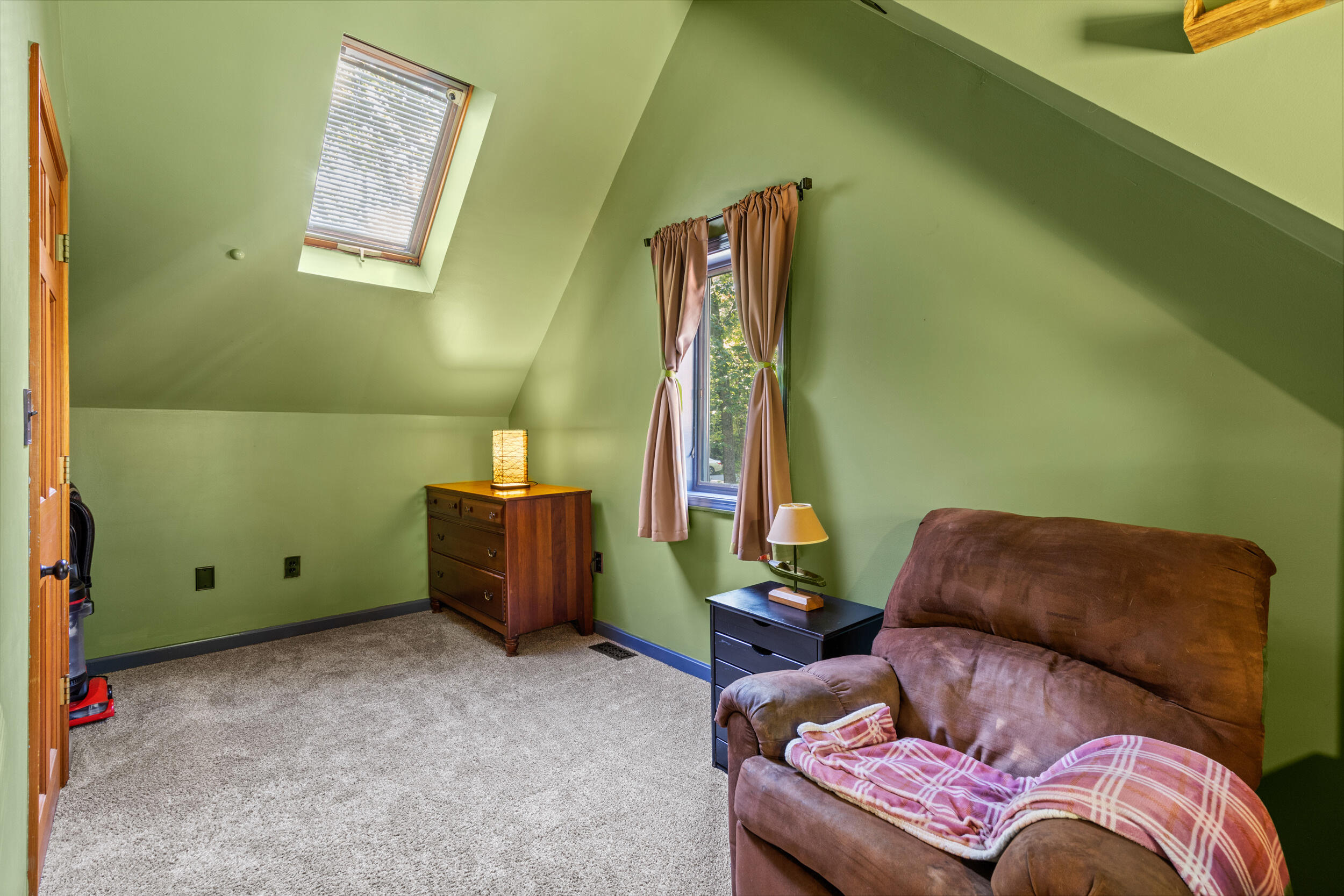 52 Perimeter Avenue Standish ME 04084