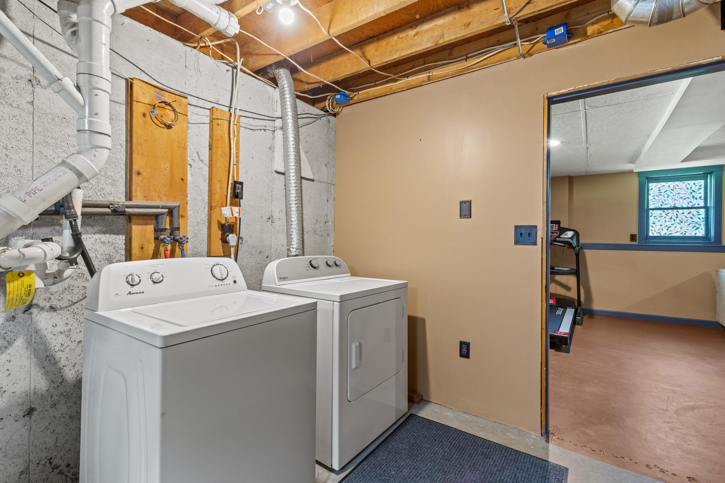 52 Perimeter Avenue Standish ME 04084