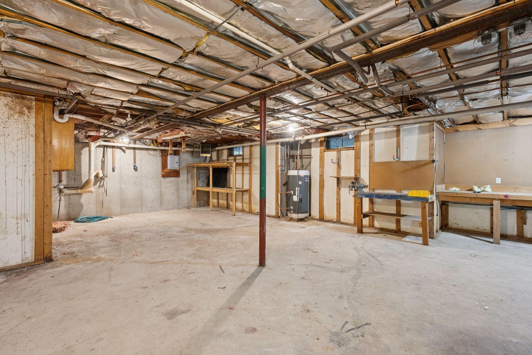 16 Andrew Avenue Sanford ME 04073