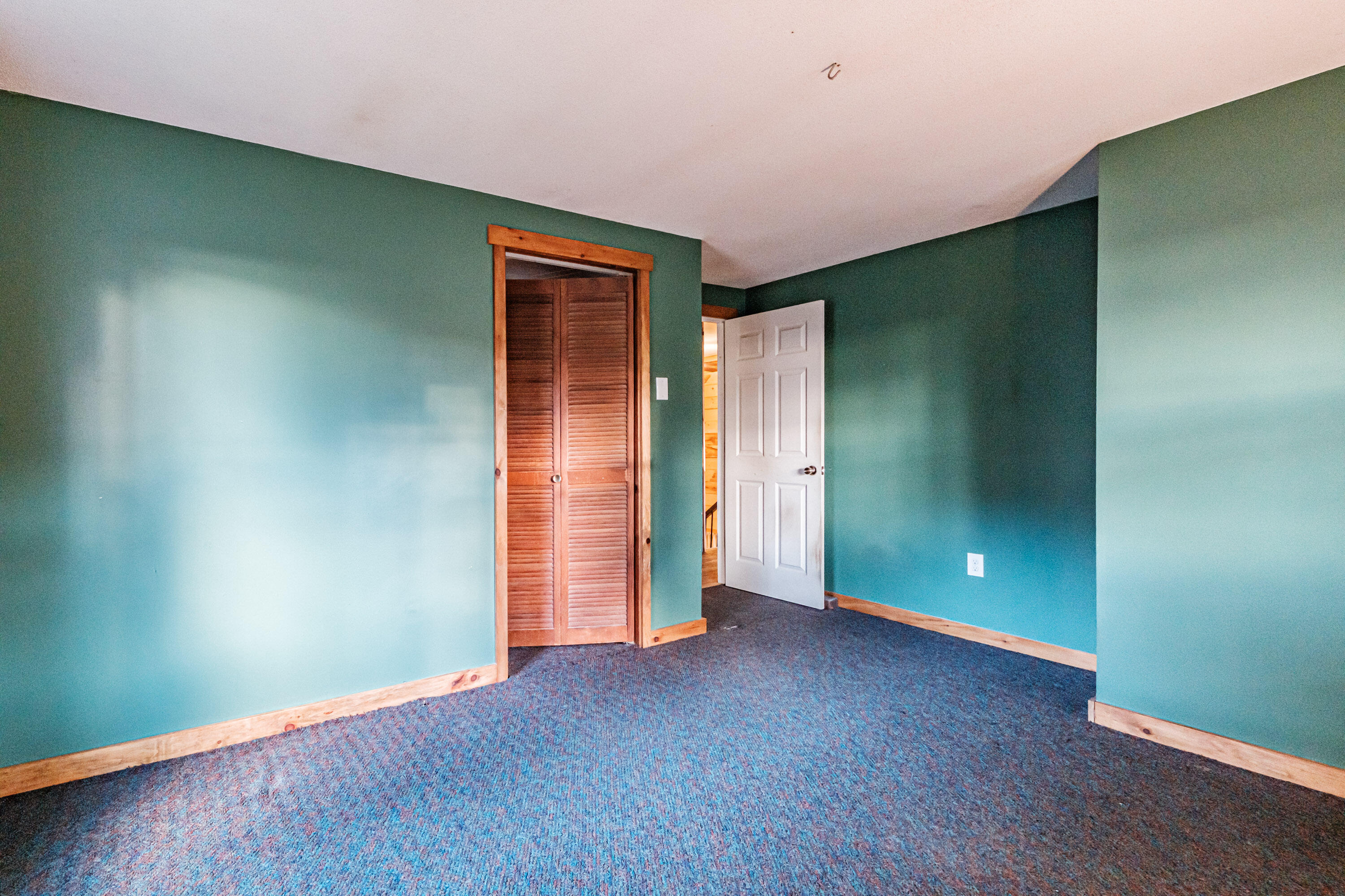 29 Dillon Road Harrison ME 04040