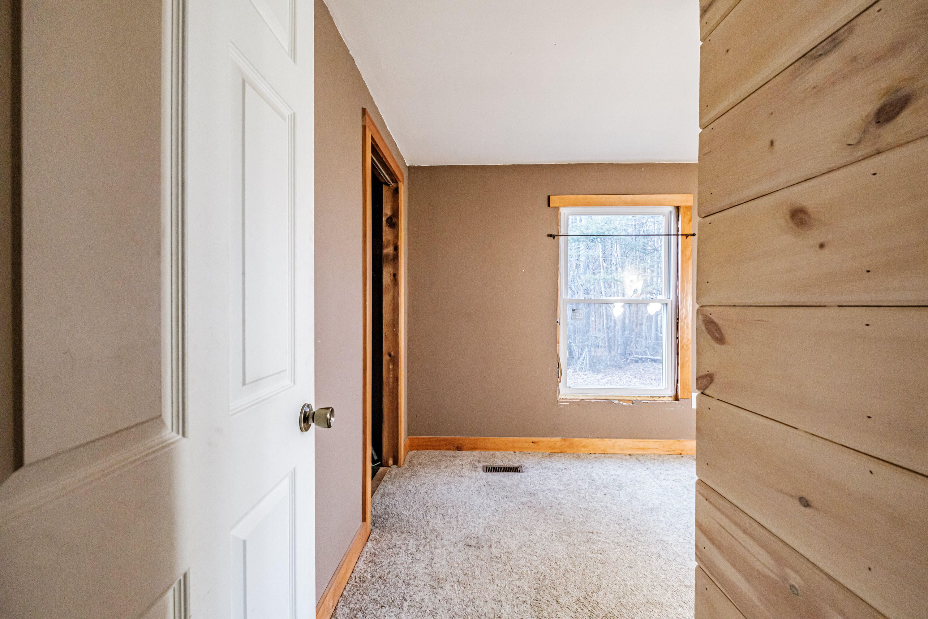 29 Dillon Road Harrison ME 04040