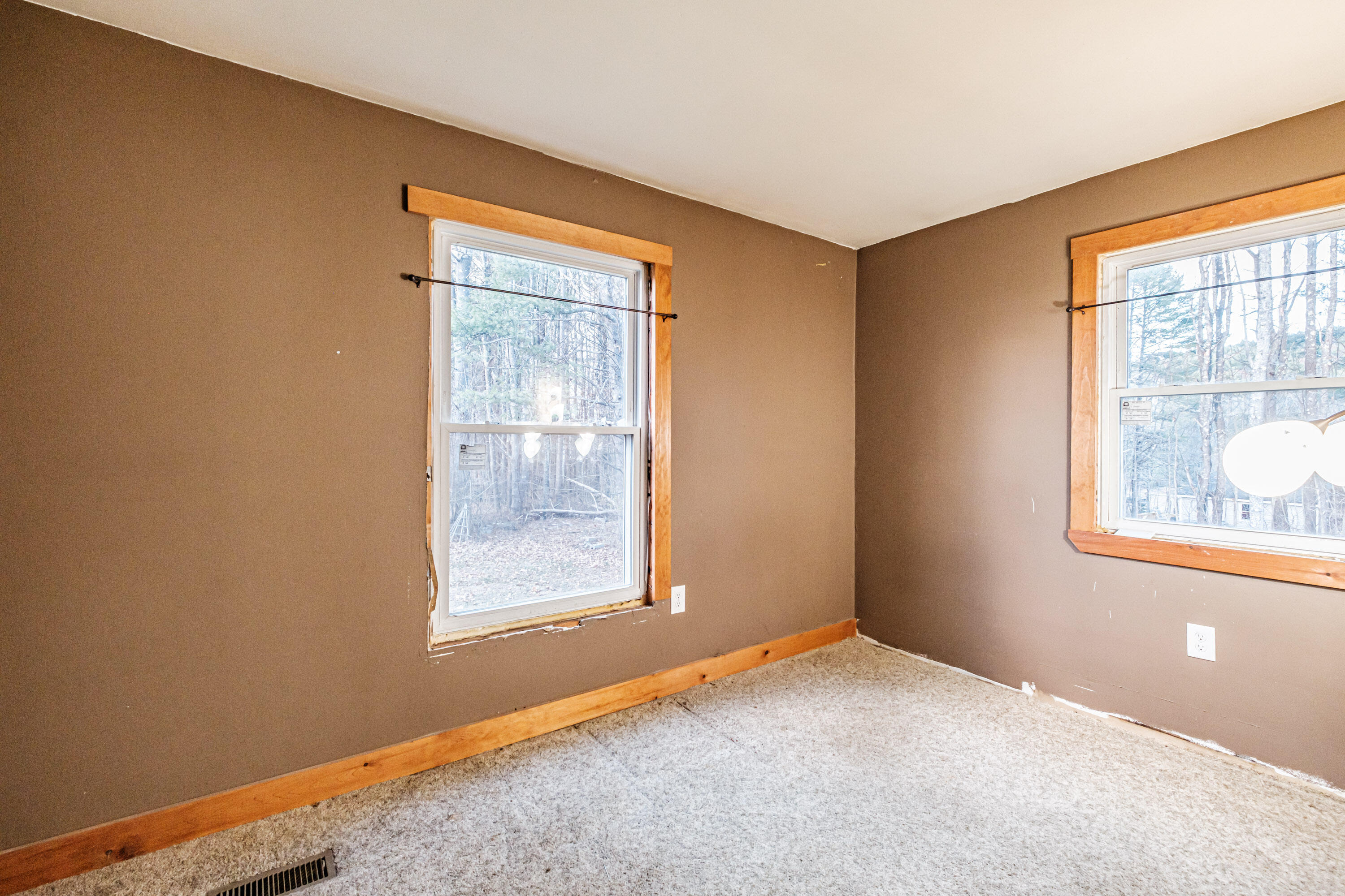 29 Dillon Road Harrison ME 04040