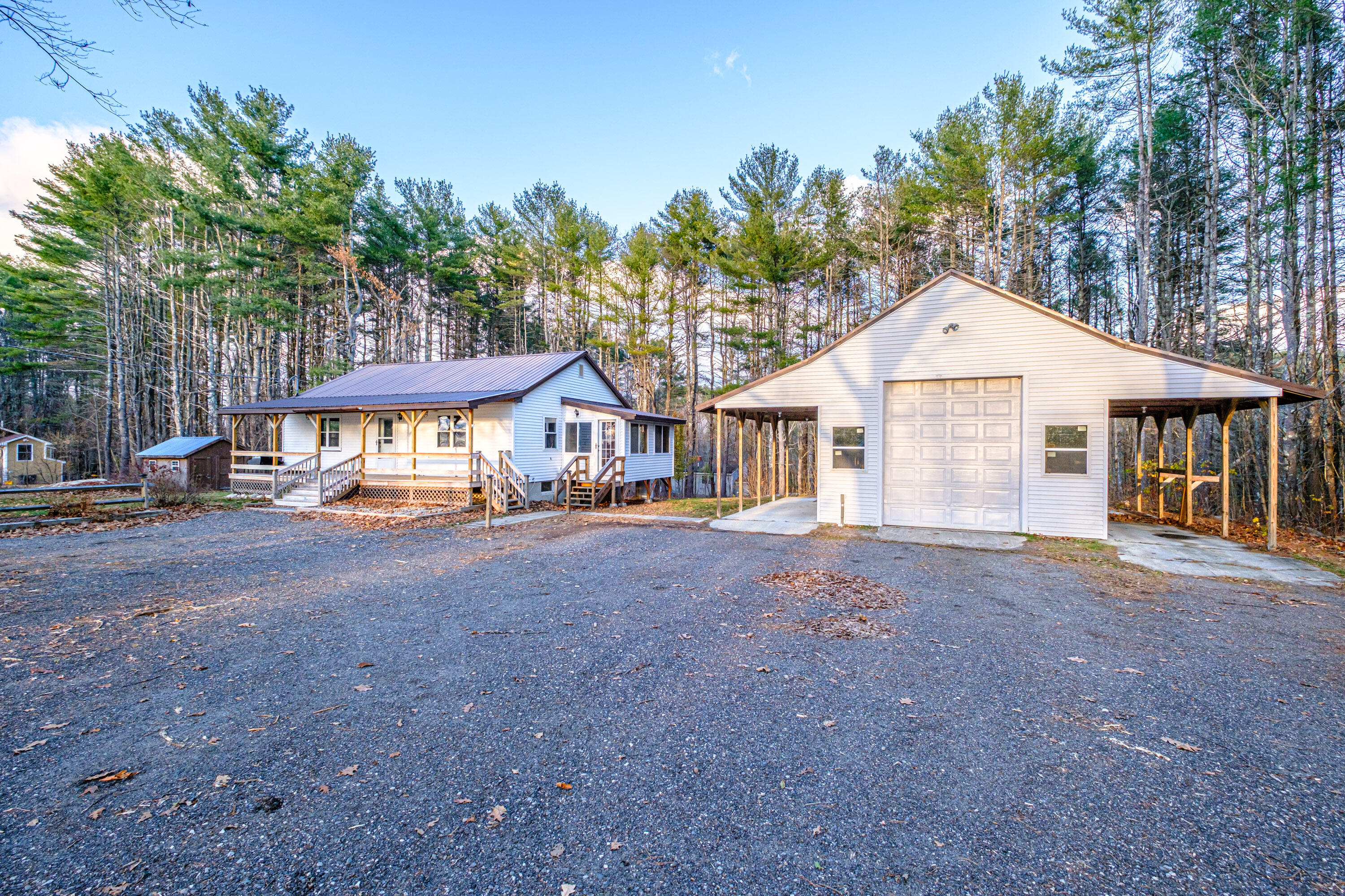 29 Dillon Road Harrison ME 04040