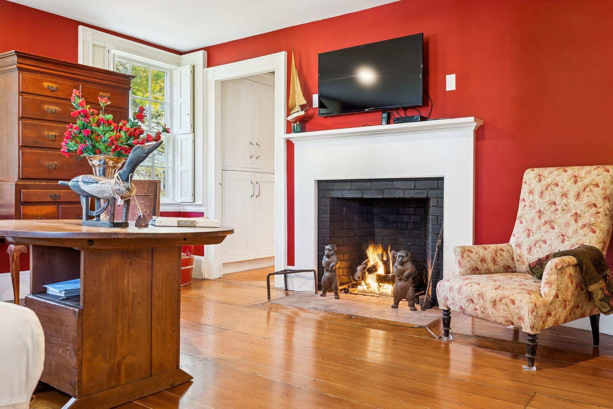 51 Pleasant Street Yarmouth ME 04096