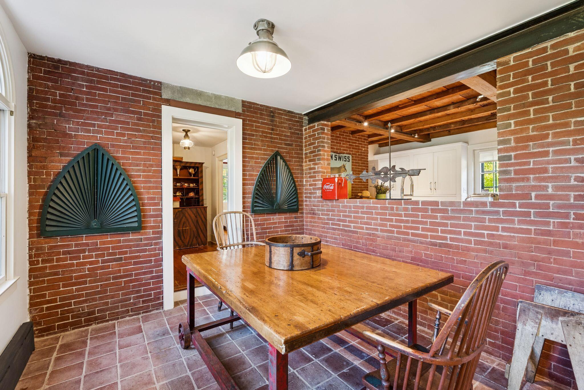 51 Pleasant Street Yarmouth ME 04096