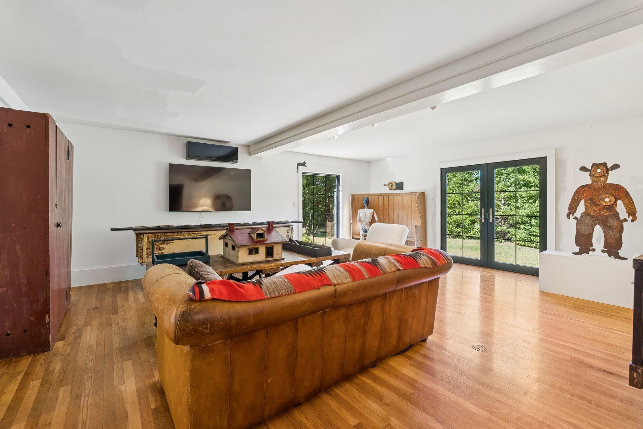 51 Pleasant Street Yarmouth ME 04096