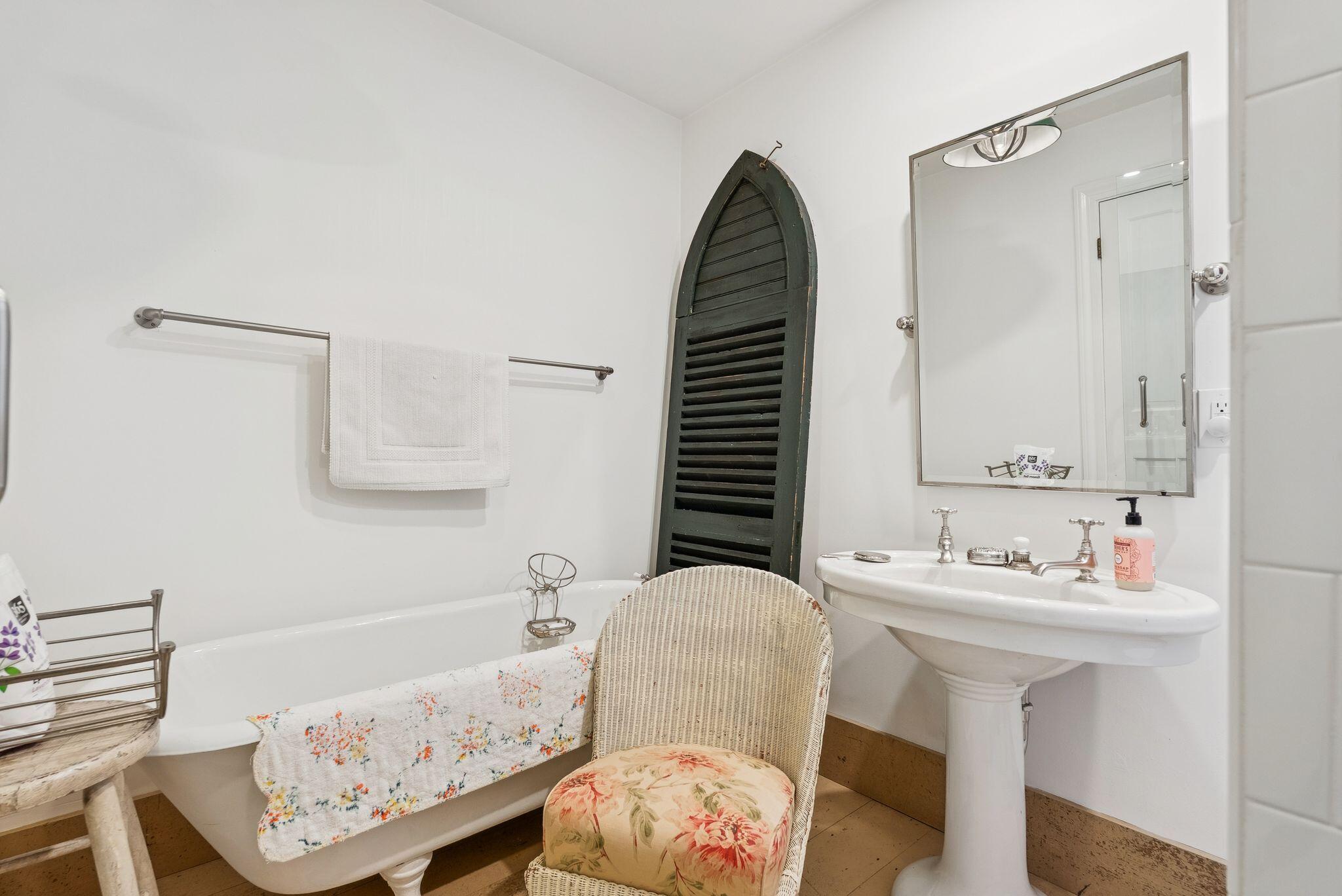 51 Pleasant Street Yarmouth ME 04096