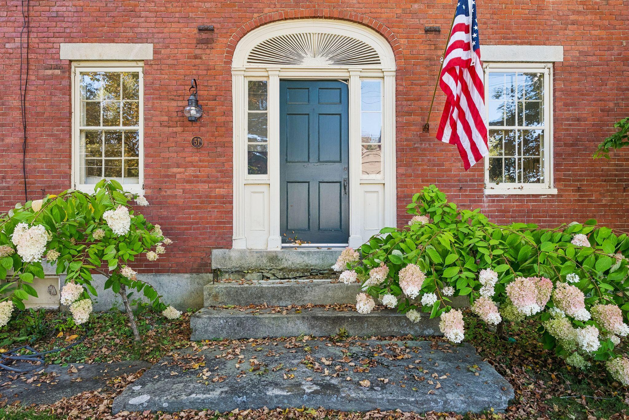 51 Pleasant Street Yarmouth ME 04096