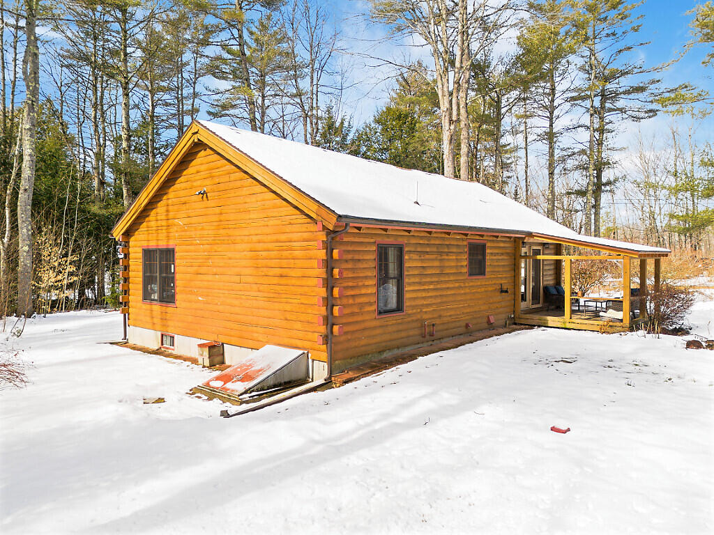 67 Cedar Lane Pittston ME 04345