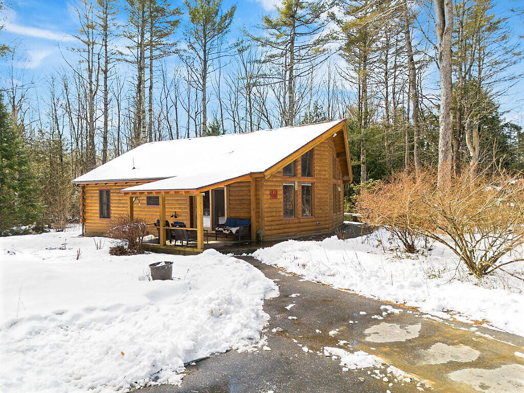 67 Cedar Lane Pittston ME 04345