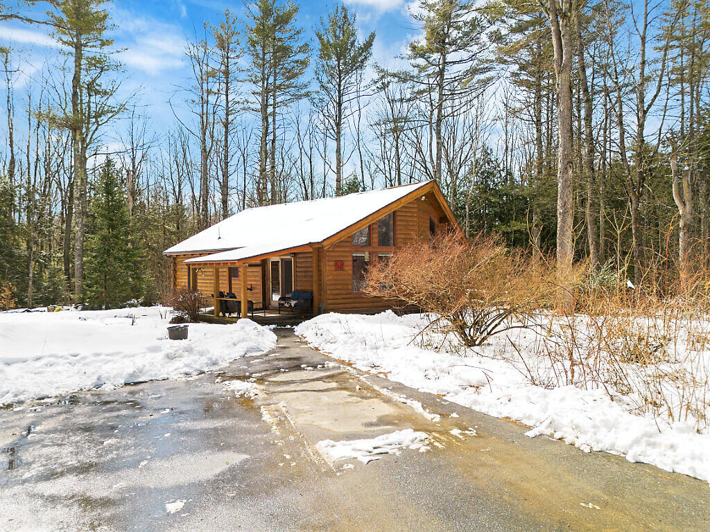 67 Cedar Lane Pittston ME 04345