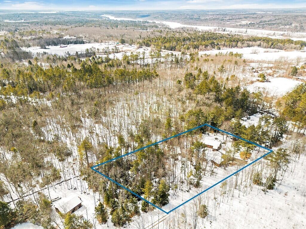 67 Cedar Lane Pittston ME 04345