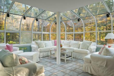 2 Manor Way Cape Elizabeth ME 04107