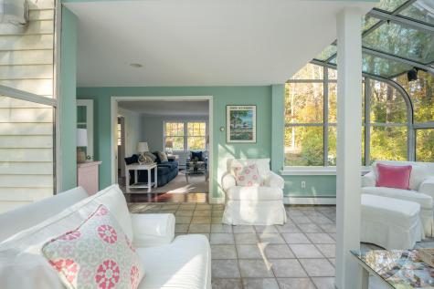 2 Manor Way Cape Elizabeth ME 04107