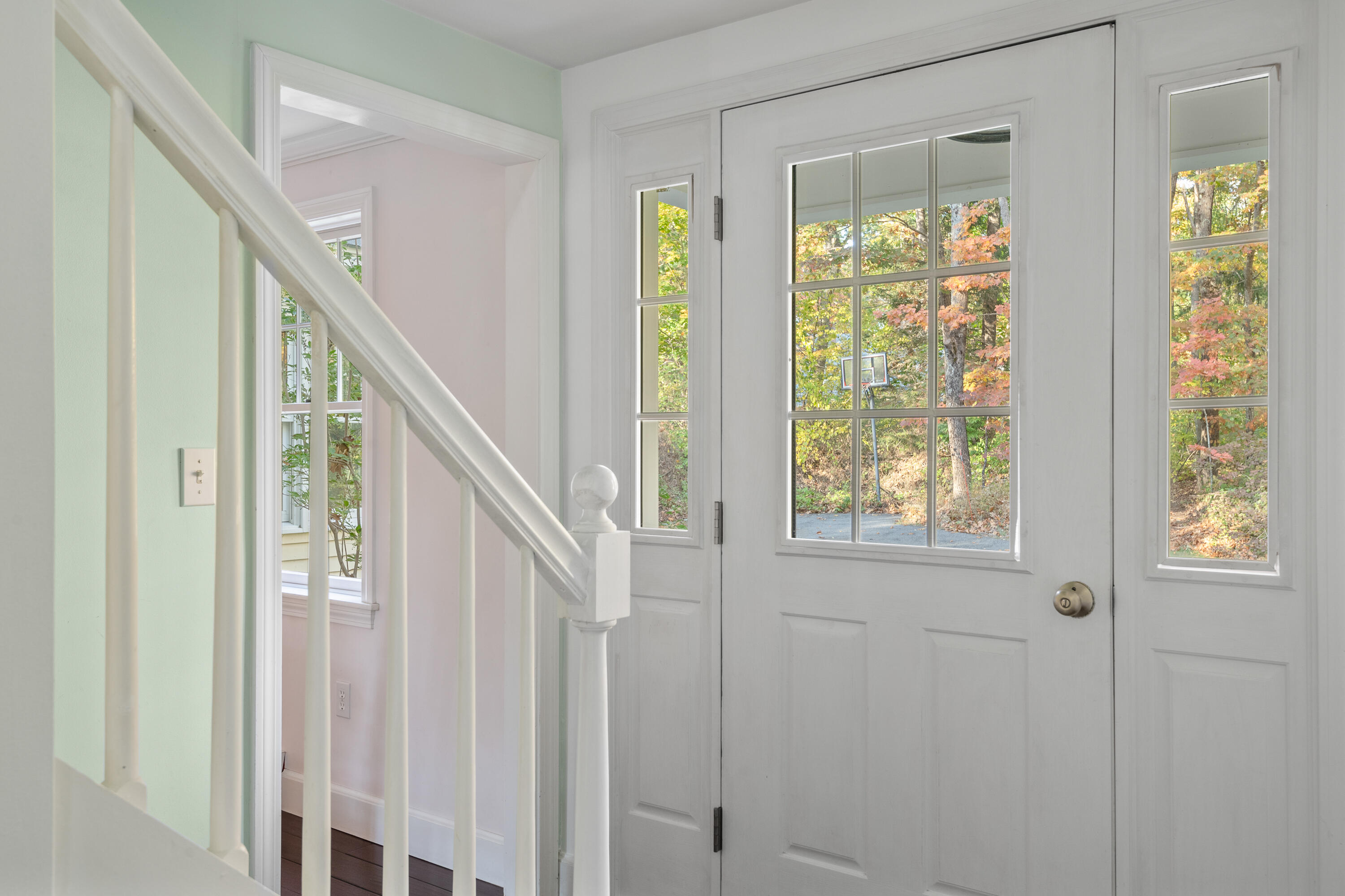 2 Manor Way Cape Elizabeth ME 04107