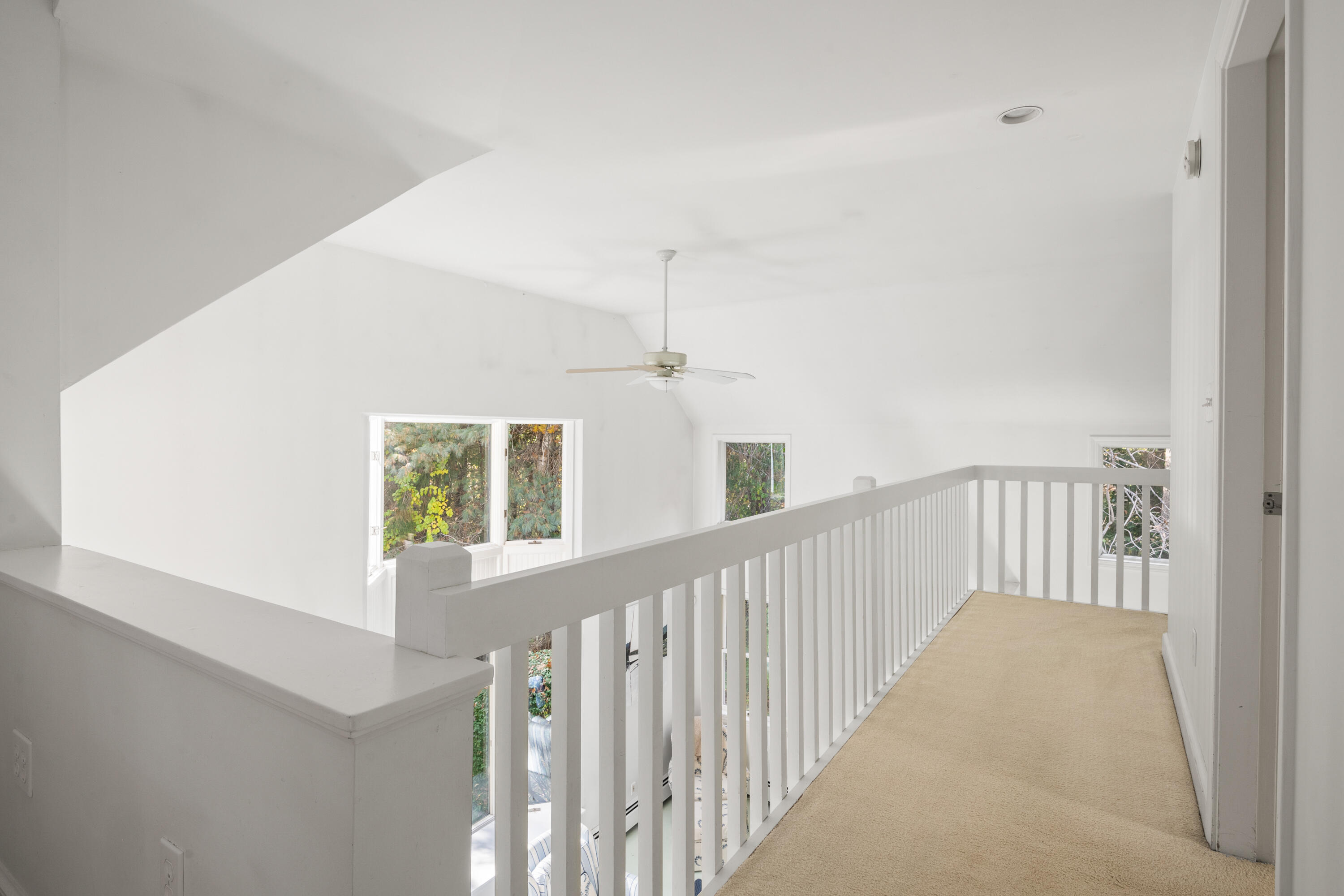 2 Manor Way Cape Elizabeth ME 04107