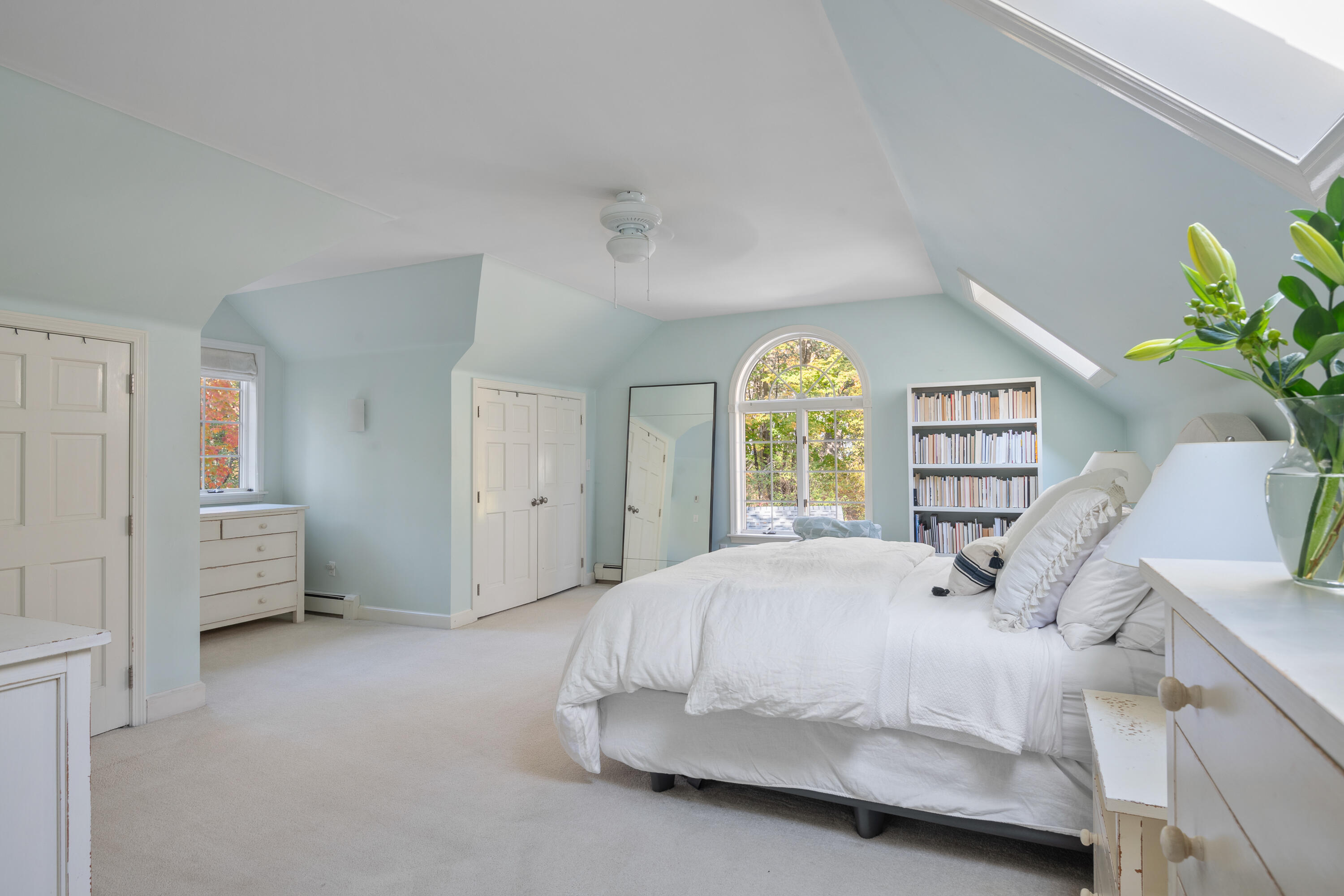 2 Manor Way Cape Elizabeth ME 04107