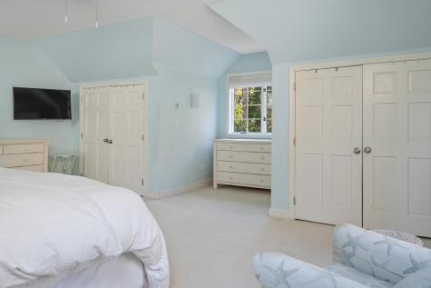 2 Manor Way Cape Elizabeth ME 04107