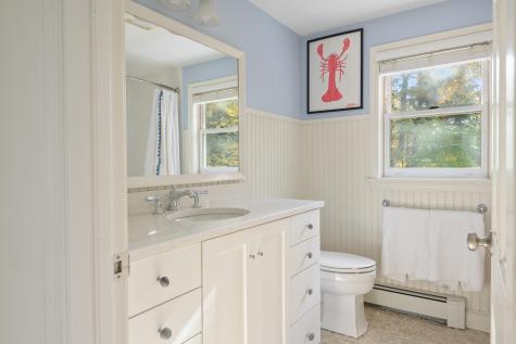 2 Manor Way Cape Elizabeth ME 04107