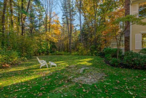 2 Manor Way Cape Elizabeth ME 04107