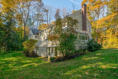 2 Manor Way Cape Elizabeth ME 04107