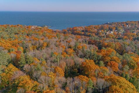 2 Manor Way Cape Elizabeth ME 04107