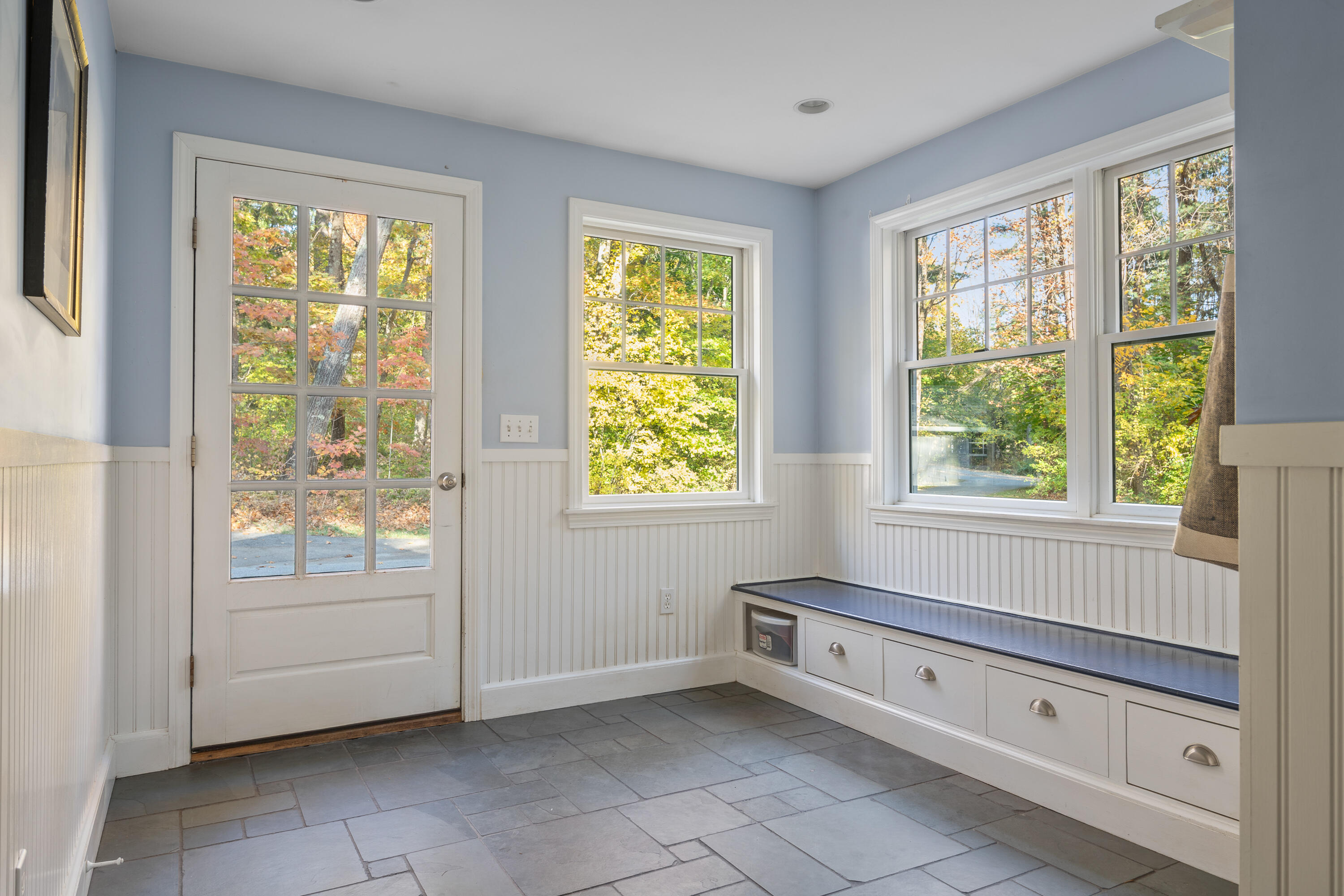 2 Manor Way Cape Elizabeth ME 04107