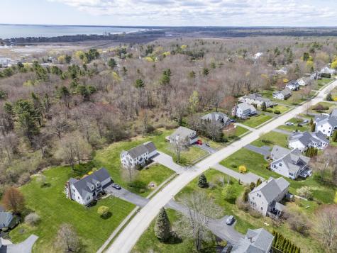 19 Snowberry Drive Scarborough ME 04074